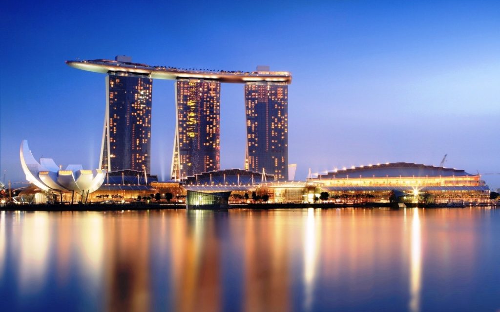 La caja de Pandora y las lecciones de Singapur