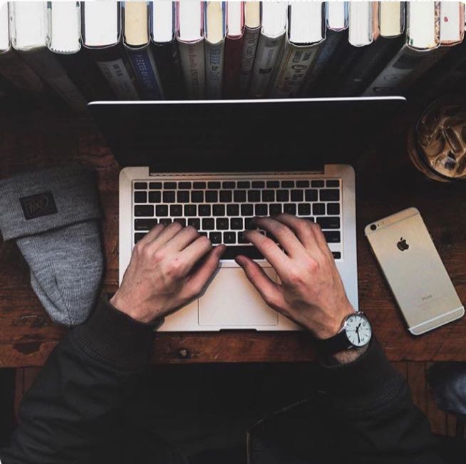 Tu empresa en 24 horas… Sociedades por acciones simplificadas