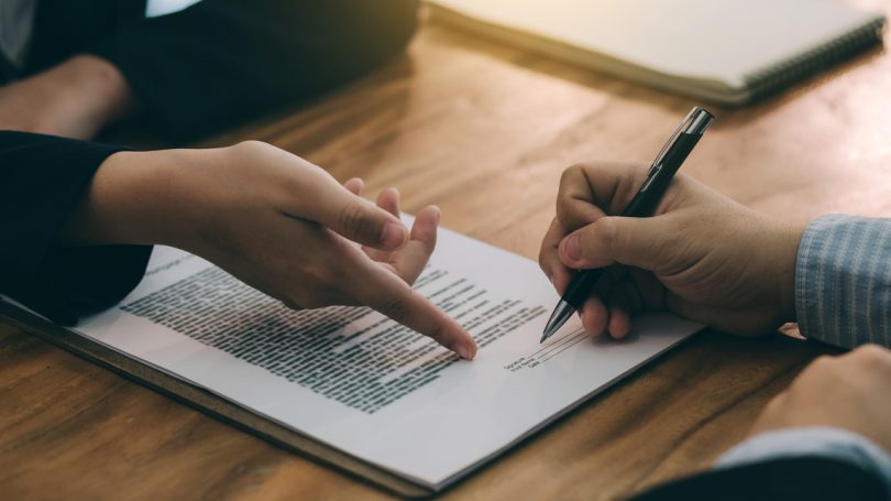 La excesiva onerosidad: cómo desvincularse del contrato cuando se vuelve más costoso
